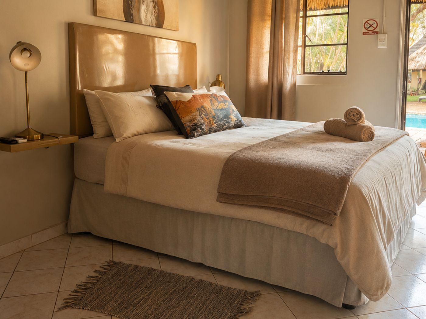 Pool Cottage 4